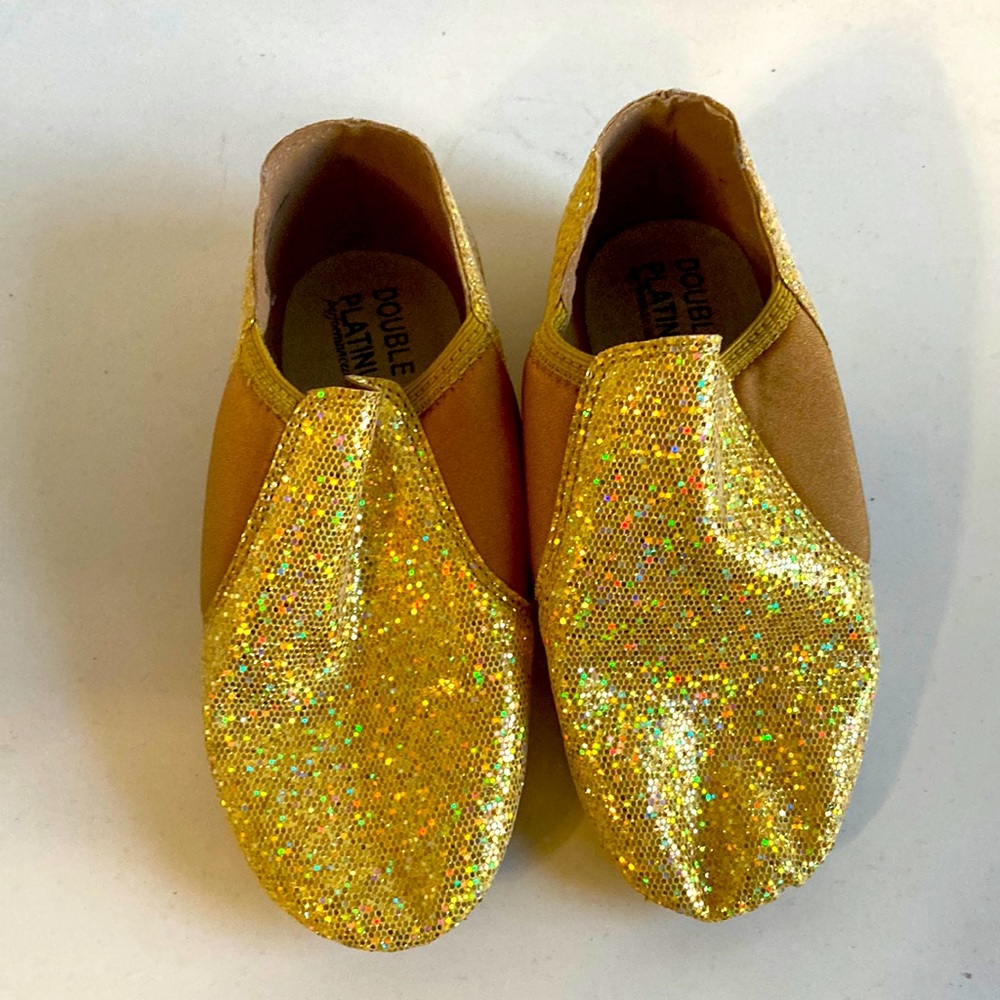 Gold Jazz Shoes ✨